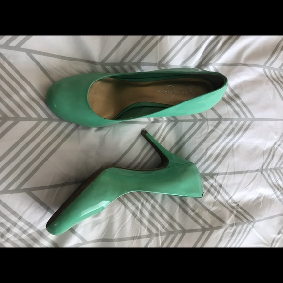 jessica simpson green heels